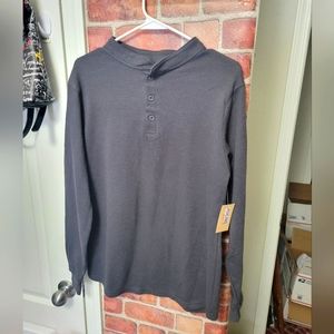 Mens nwt gray thermal long sleeve tops. 2 sizes available